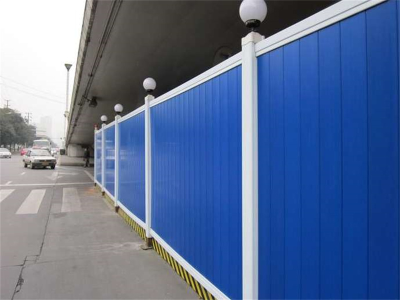 湖南PVC施工圍擋的優點及安裝介紹